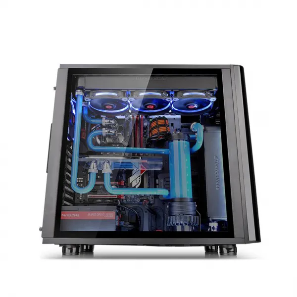 Компьютерный корпус Thermaltake View 31 без Б/П купить с доставкой